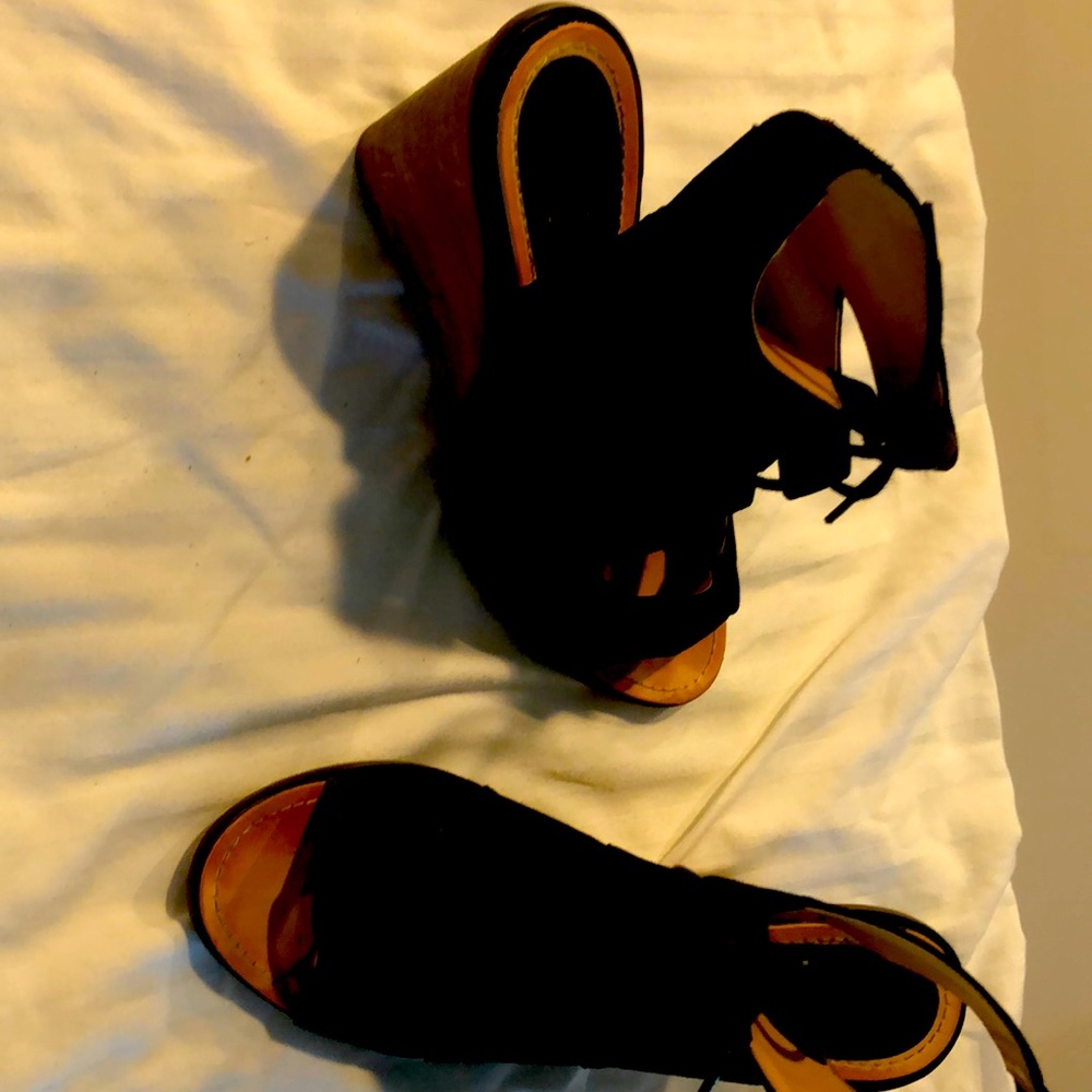 Shoes wedge black